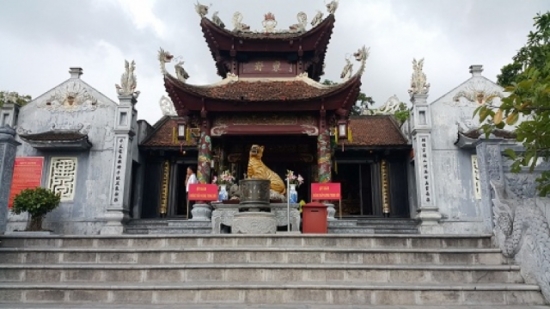 gia-thue-xe-di-den-cua-ong