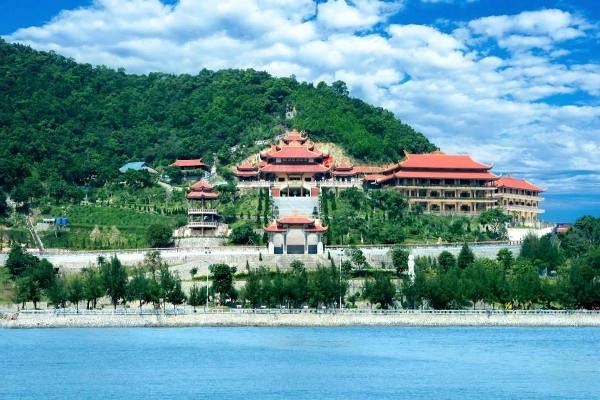 thong-tin-ve-thien-vien-truc-lam-giac-tam-chua-cai-bau (1)